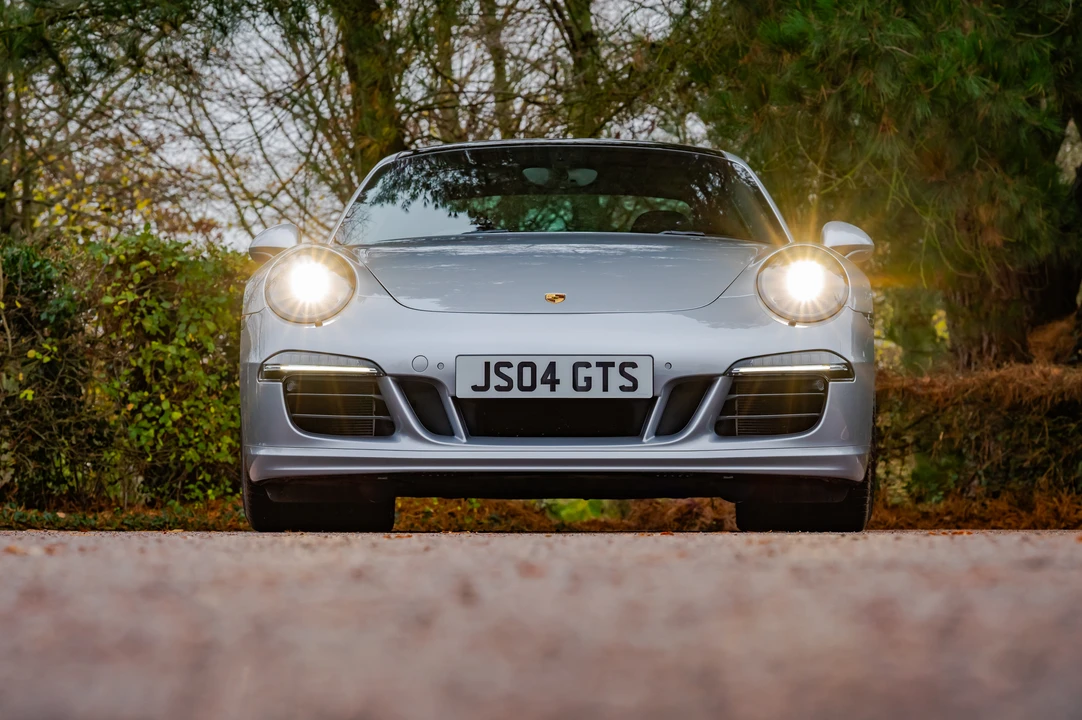 2015 Porsche 991 Carrera GTS - Image 10 of 31