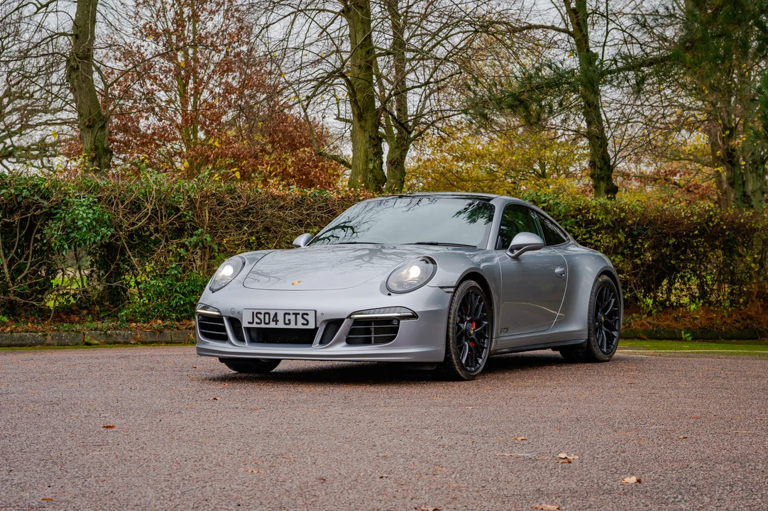 2015 Porsche 991 Carrera GTS - Image 9 of 31
