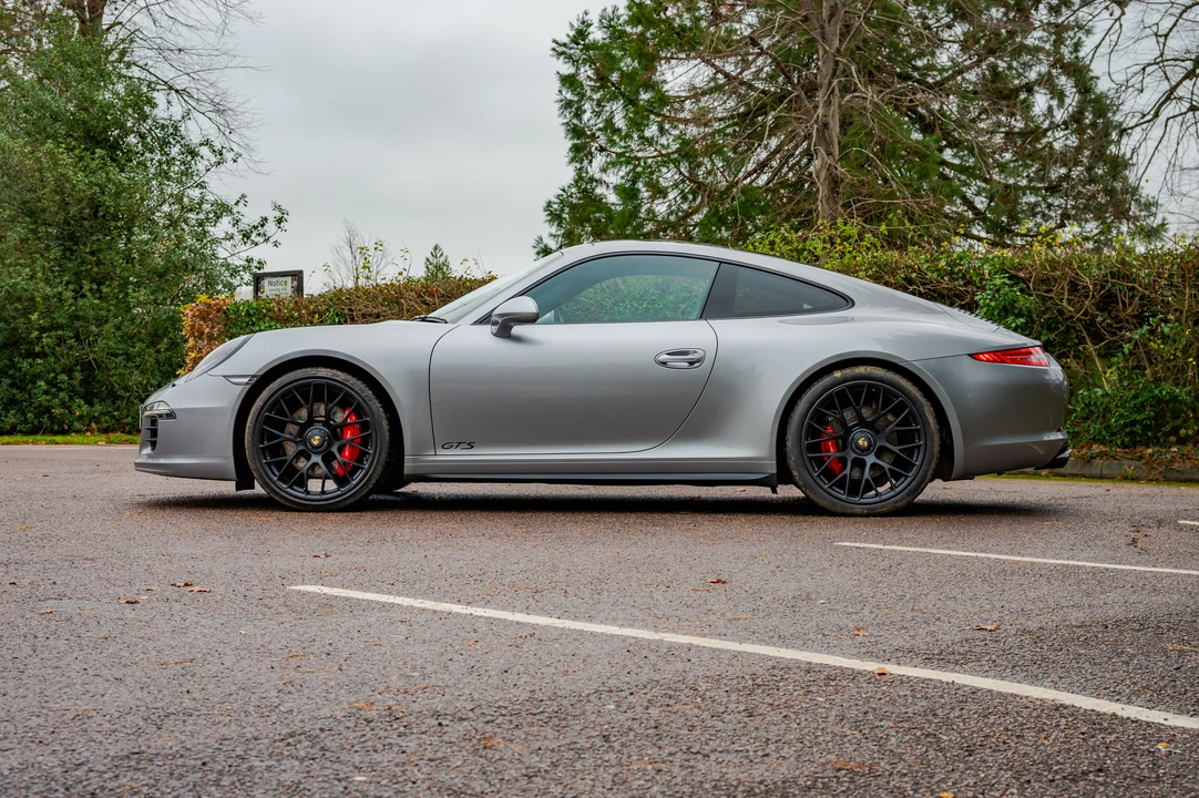 2015 Porsche 991 Carrera GTS - Image 8 of 31