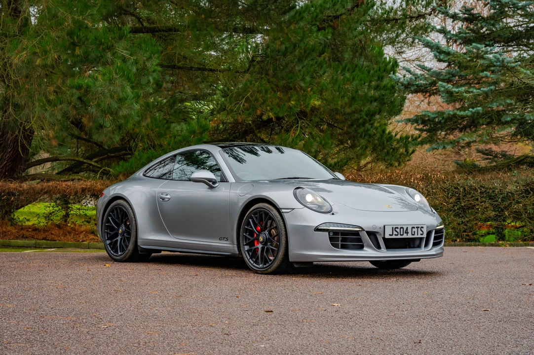 2015 Porsche 991 Carrera GTS - Image 29 of 31