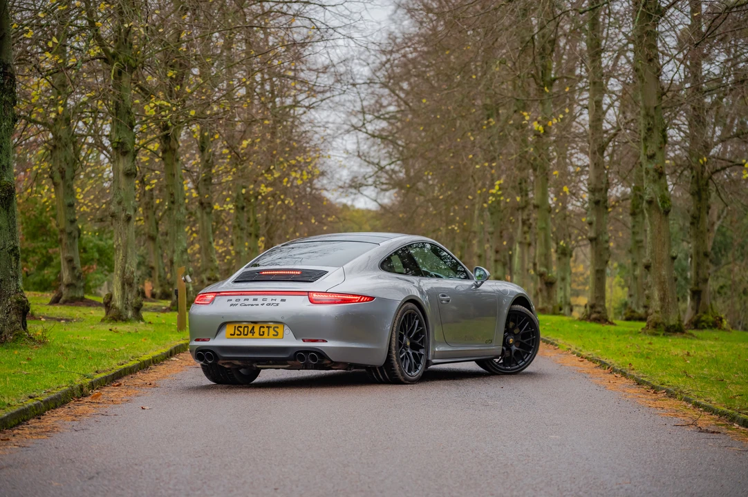 2015 Porsche 991 Carrera GTS - Image 27 of 31