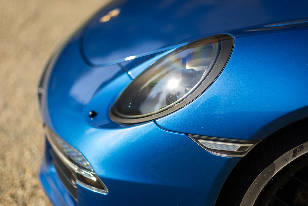 2015 Porsche 991 Carrera GTS - Image 14 of 31