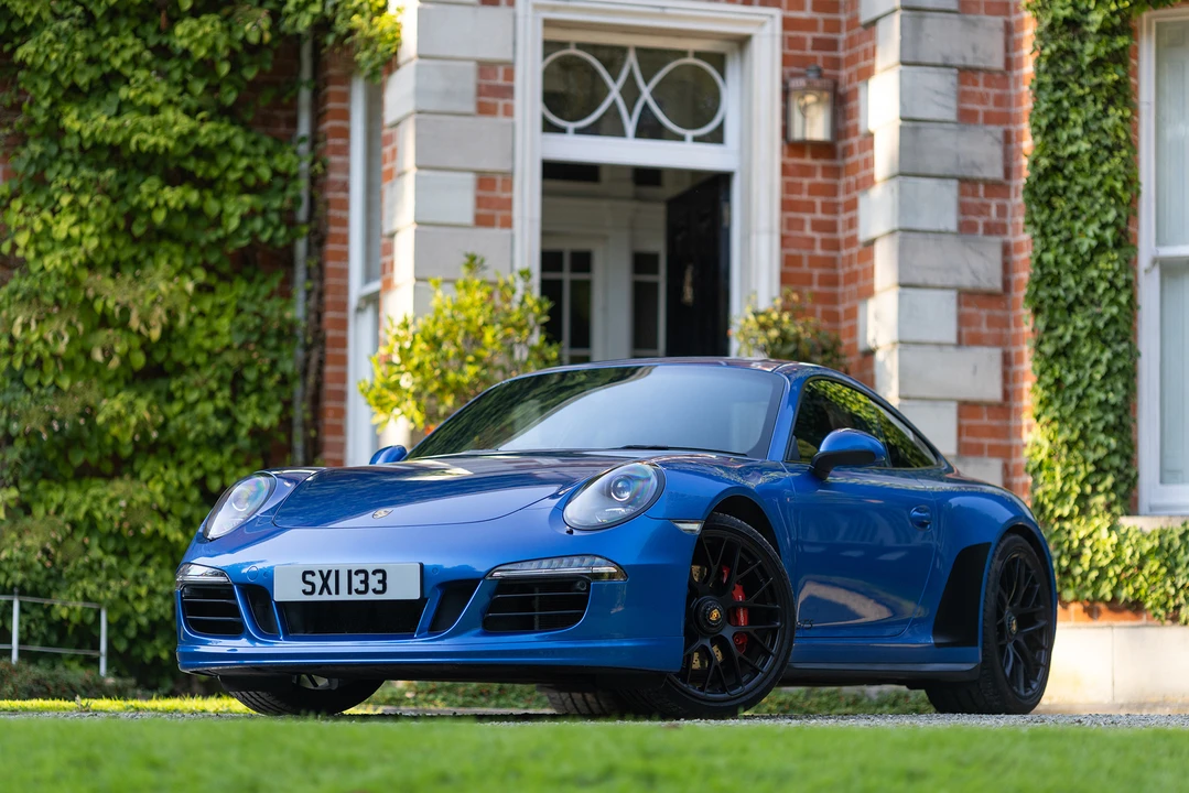2015 Porsche 991 Carrera GTS - Image 9 of 31