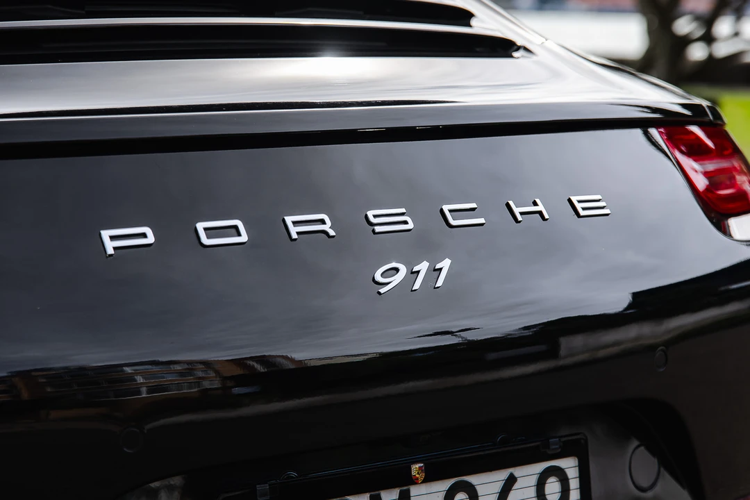 2015 Porsche 991 Carrera - Image 11 of 31