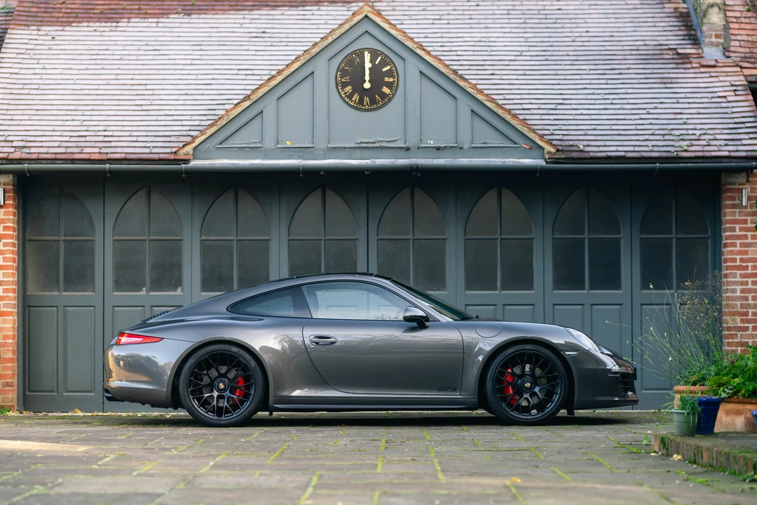 2015 Porsche 991 Carrera GTS - Image 9 of 31