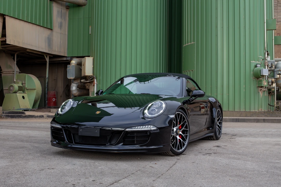 2015 Porsche 991 Carrera GTS - Image 14 of 31