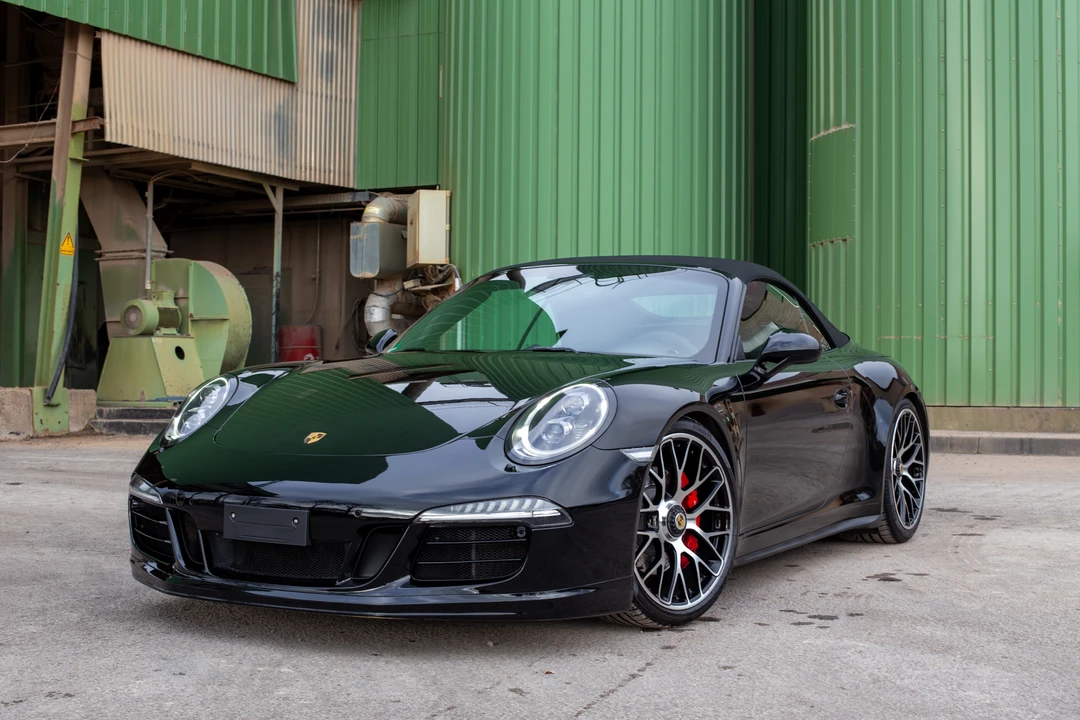 2015 Porsche 991 Carrera GTS - Image 16 of 31