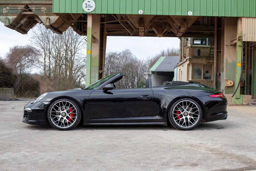 2015 Porsche 991 Carrera GTS - Image 10 of 31