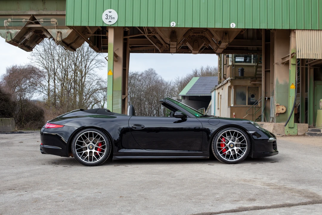 2015 Porsche 991 Carrera GTS - Image 7 of 31