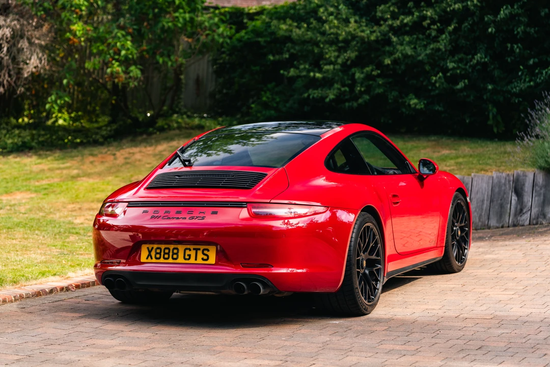 2015 Porsche 991 Carrera GTS - Image 5 of 31
