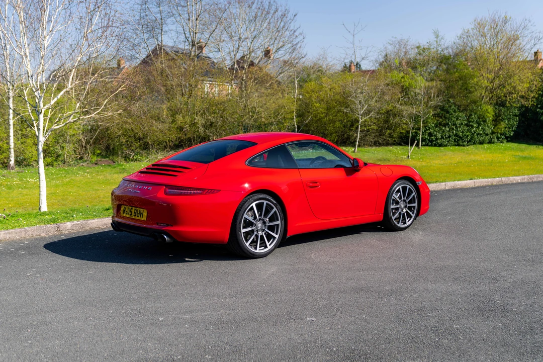2015 Porsche 991 Carrera - Image 15 of 31