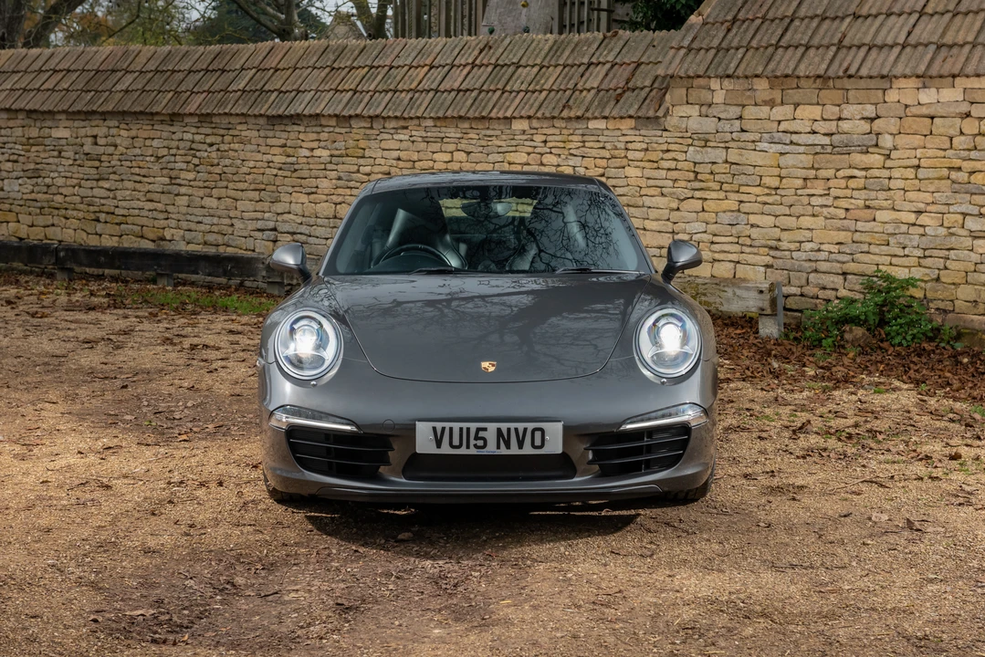 2015 Porsche 991 Carrera - Image 2 of 31