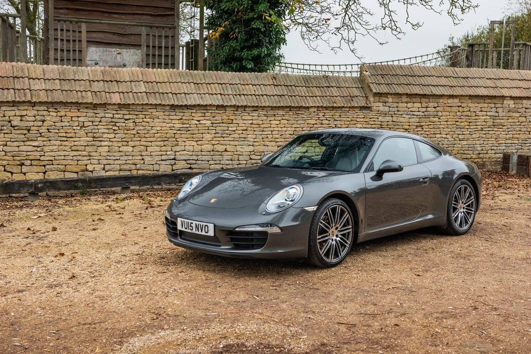 2015 Porsche 991 Carrera - Image 15 of 31