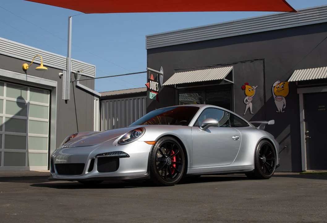 2015 Porsche 991 GT3 - Image 5 of 31