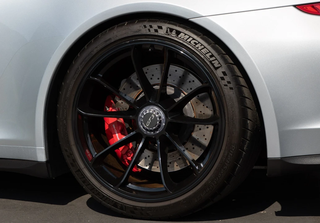 2015 Porsche 991 GT3 - Image 12 of 31