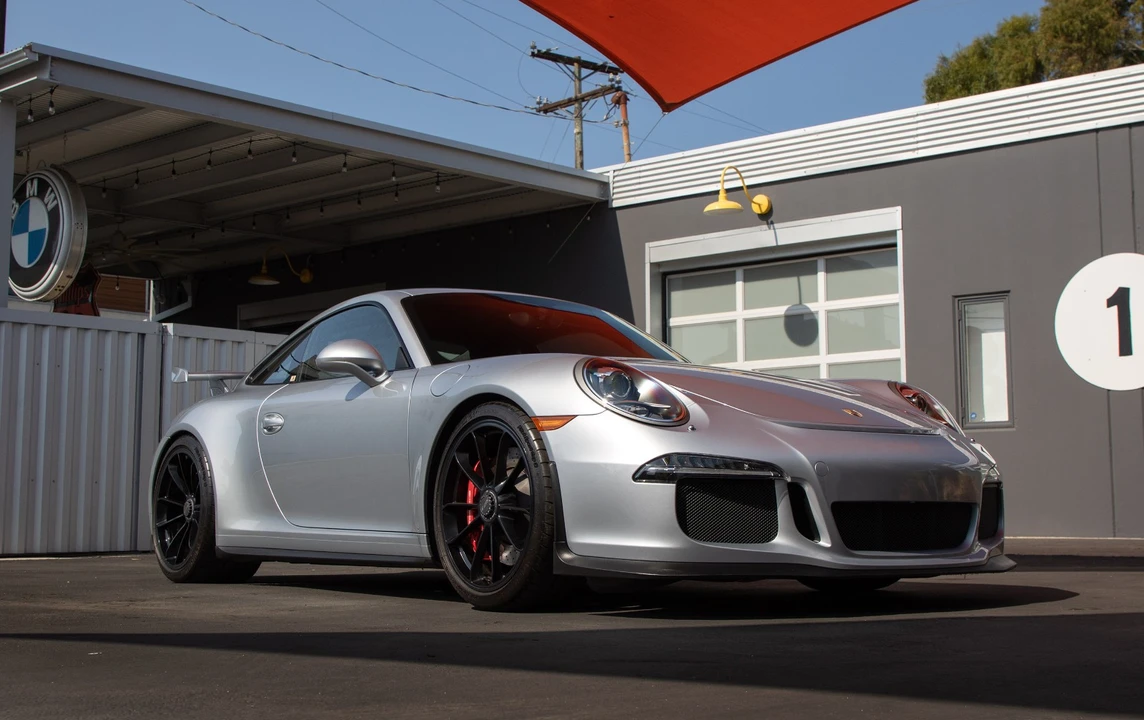 2015 Porsche 991 GT3 - Image 7 of 31