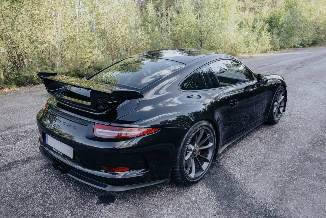 2015 Porsche 991 GT3 - Image 15 of 31