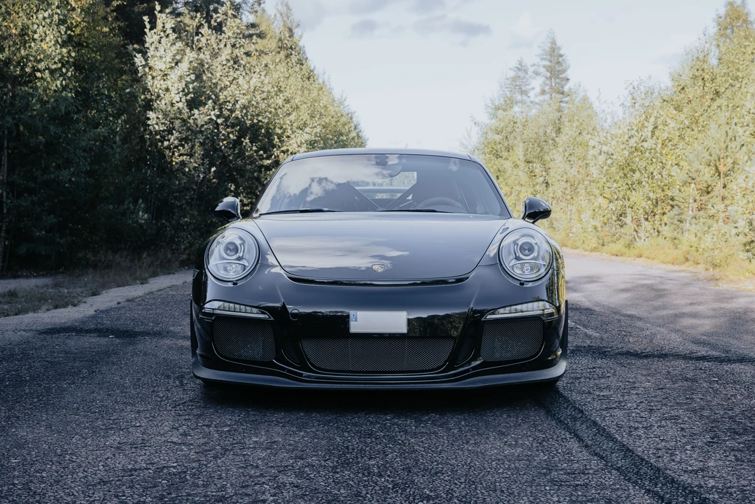 2015 Porsche 991 GT3 - Image 2 of 31