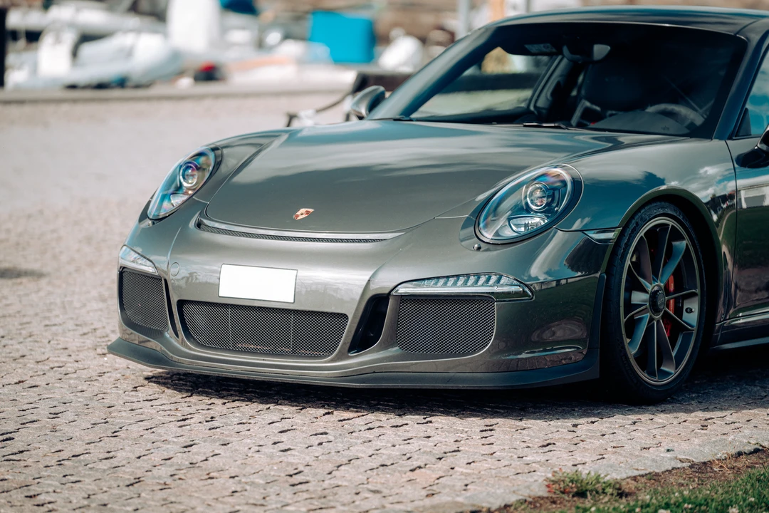 2015 Porsche 991 Carrera - Image 17 of 31