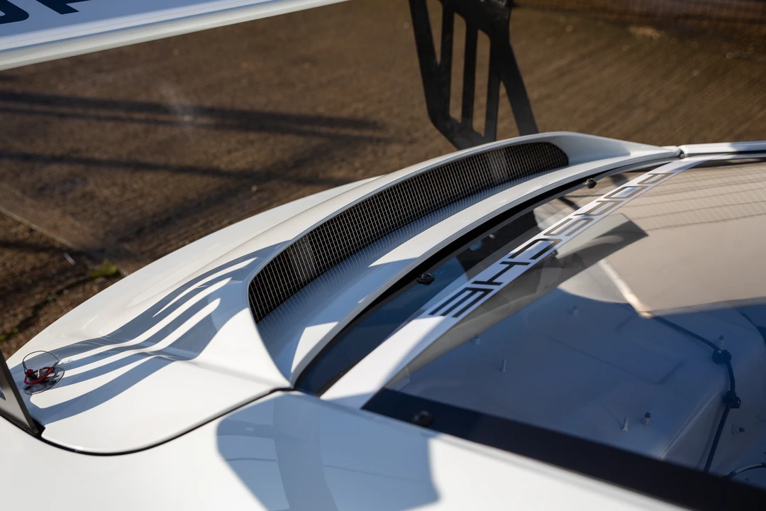 2015 Porsche 991 GT3 - Image 16 of 31