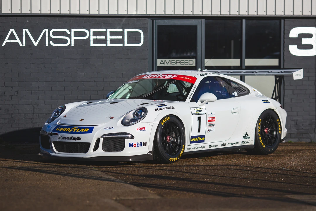 2015 Porsche 991 GT3 - Image 9 of 31