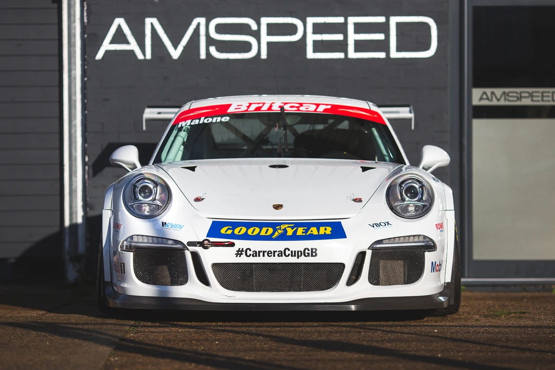 2015 Porsche 991 GT3 - Image 2 of 31