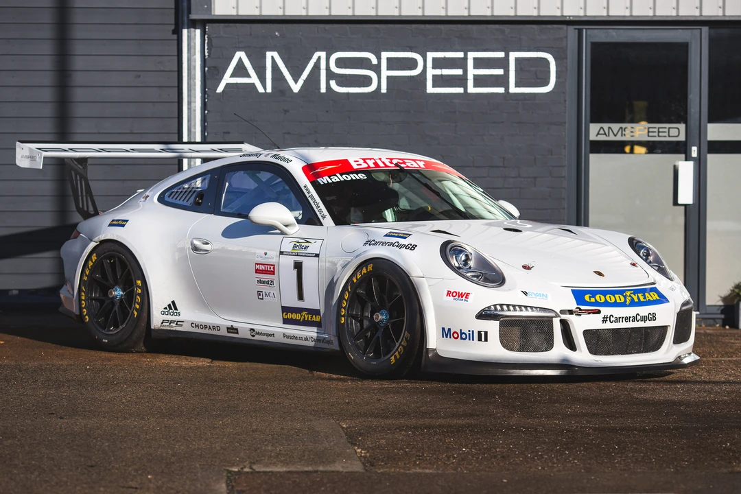 2015 Porsche 991 GT3 - Image 3 of 31