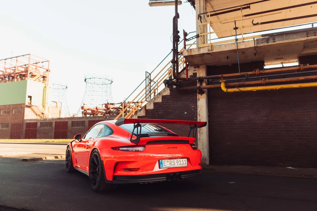 2015 Porsche 991 GT3 RS - Image 5 of 31