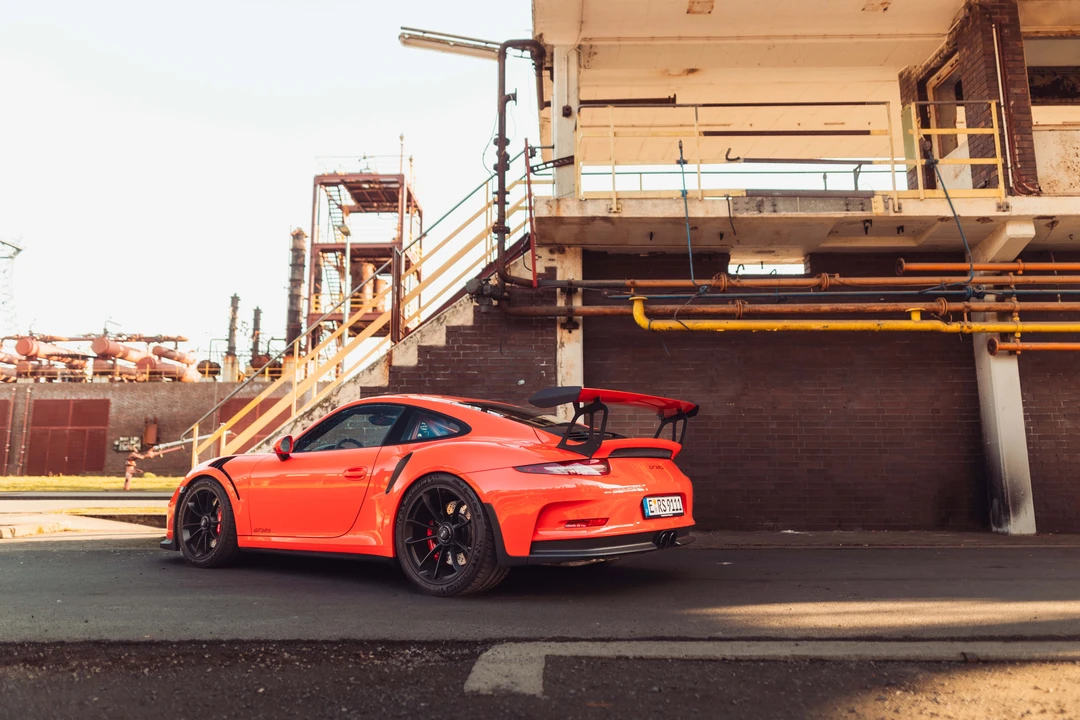 2015 Porsche 991 GT3 RS - Image 4 of 31