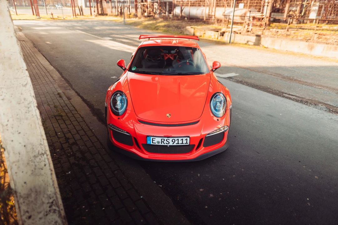 2015 Porsche 991 GT3 RS - Image 2 of 31