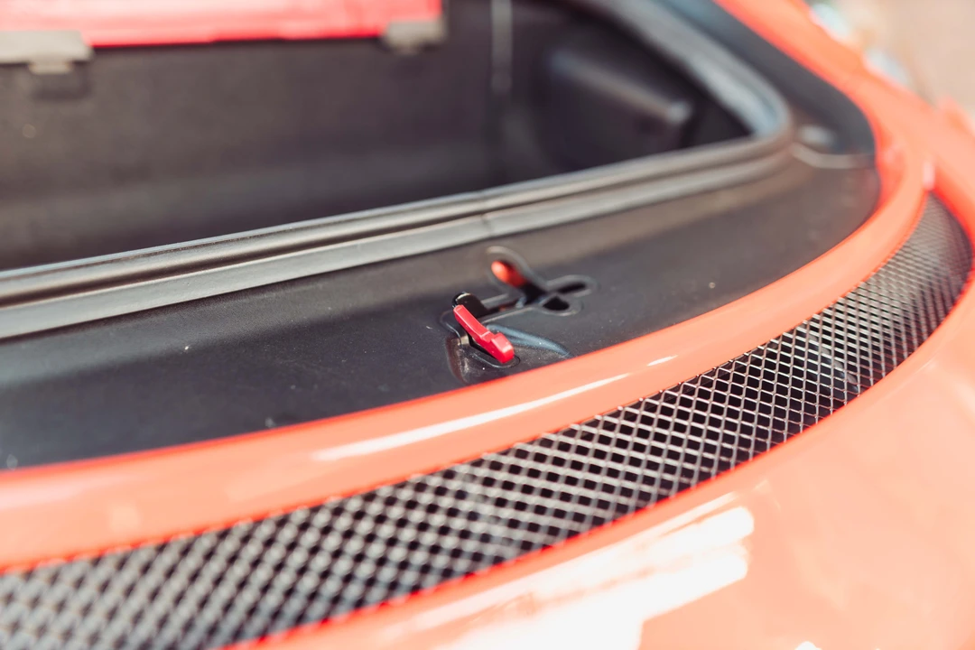 2015 Porsche 991 GT3 RS - Image 24 of 31