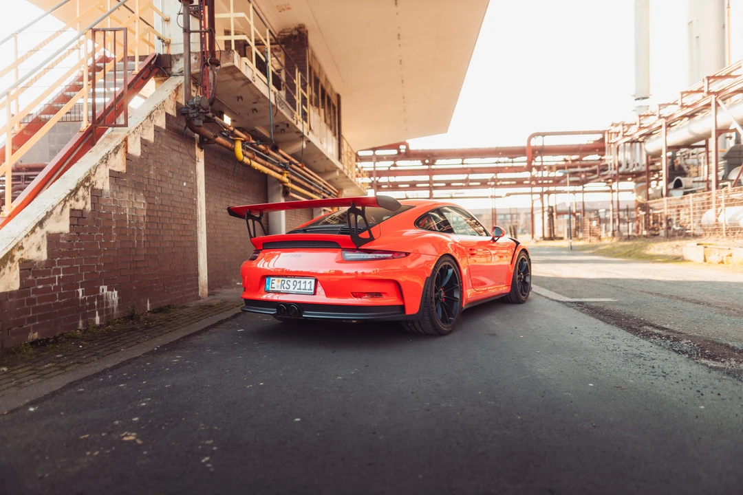 2015 Porsche 991 GT3 RS - Image 7 of 31