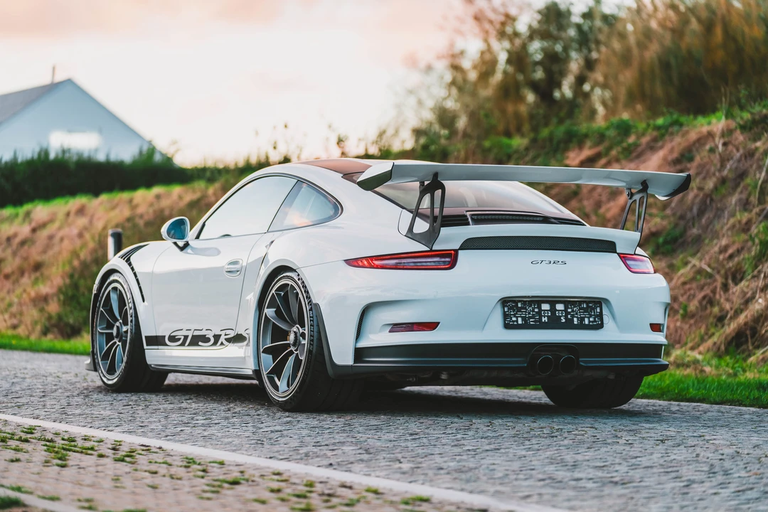 2015 Porsche 991 GT3 RS - Image 14 of 31