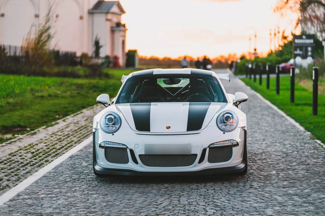 2015 Porsche 991 GT3 RS - Image 11 of 31