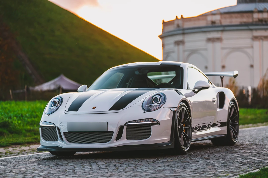 2015 Porsche 991 GT3 RS - Image 12 of 31