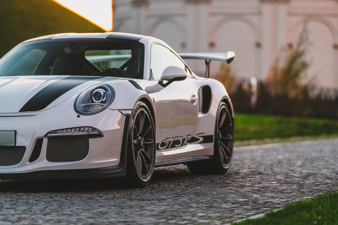 2015 Porsche 991 GT3 RS - Image 22 of 31