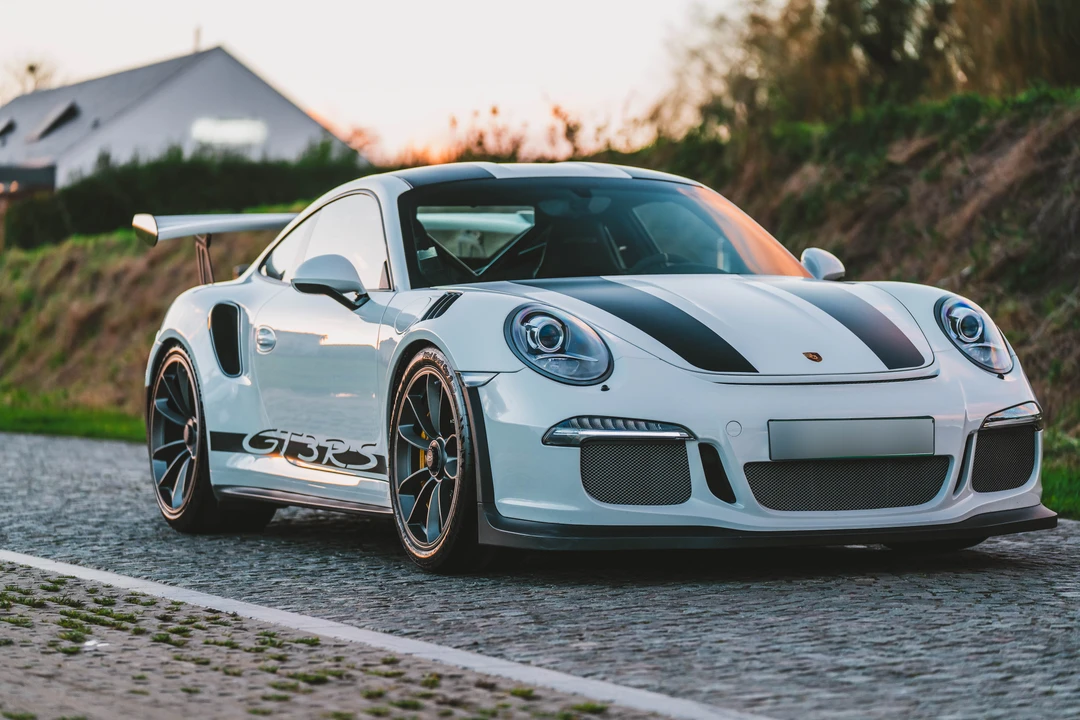 2015 Porsche 991 GT3 RS - Image 18 of 31