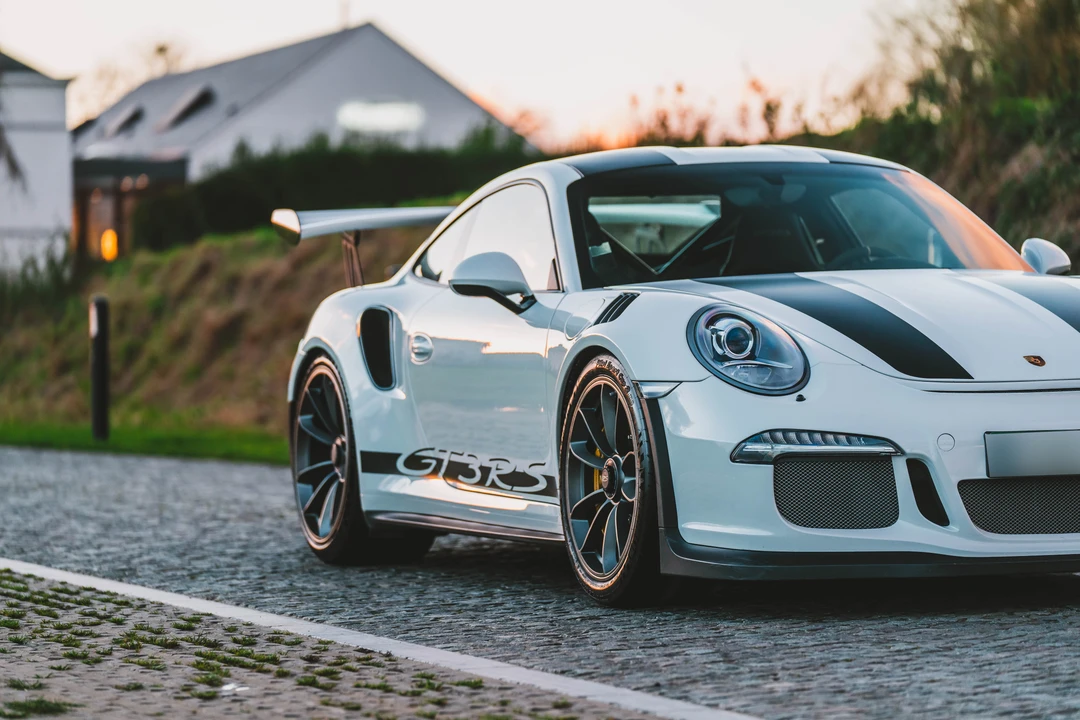 2015 Porsche 991 GT3 RS - Image 24 of 31