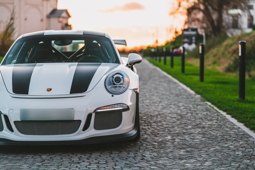 2015 Porsche 991 GT3 RS - Image 27 of 31