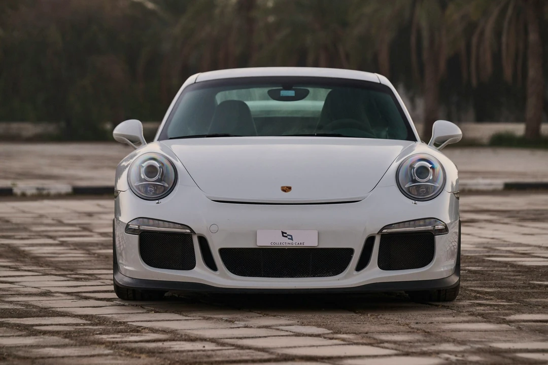2015 Porsche 991 GT3 - Image 2 of 21