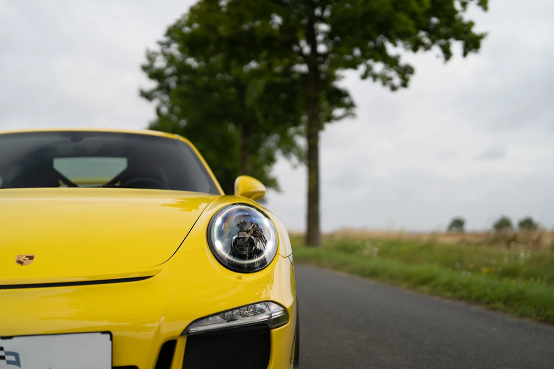 2015 Porsche 991 GT3 - Image 16 of 31