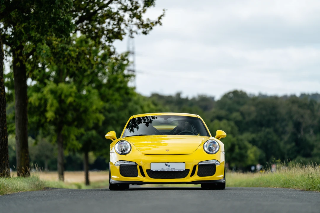 2015 Porsche 991 GT3 - Image 2 of 31