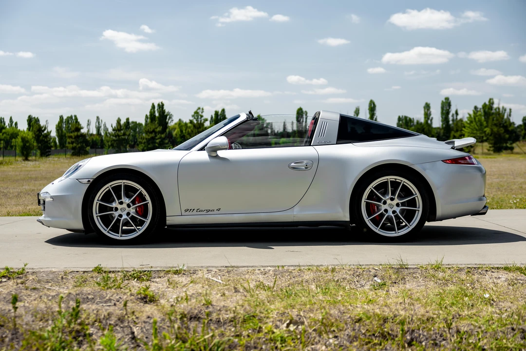 2015 Porsche 991 Targa 4 & 4S - Image 4 of 31
