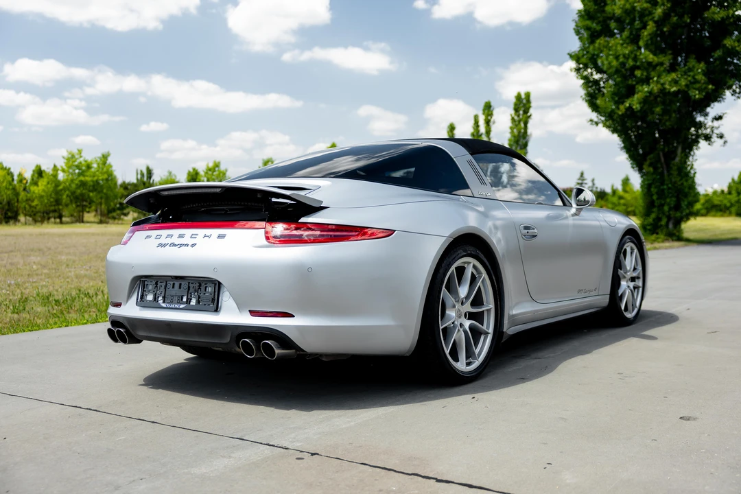 2015 Porsche 991 Targa 4 & 4S - Image 19 of 31
