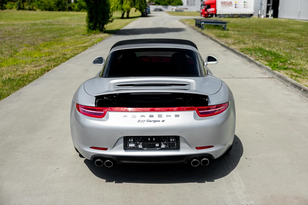2015 Porsche 991 Targa 4 & 4S - Image 20 of 31
