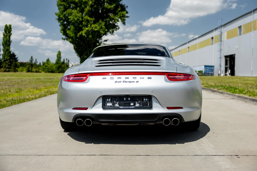 2015 Porsche 991 Targa 4 & 4S - Image 6 of 31