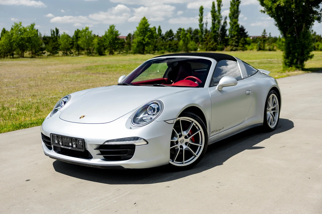 2015 Porsche 991 Targa 4 & 4S - Image 11 of 31