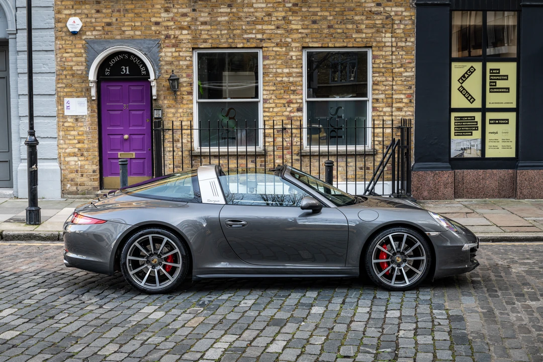 2015 Porsche 991 Targa 4 & 4S - Image 9 of 31