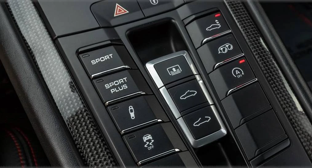 2015 Porsche 991 Carrera GTS - Image 4 of 16