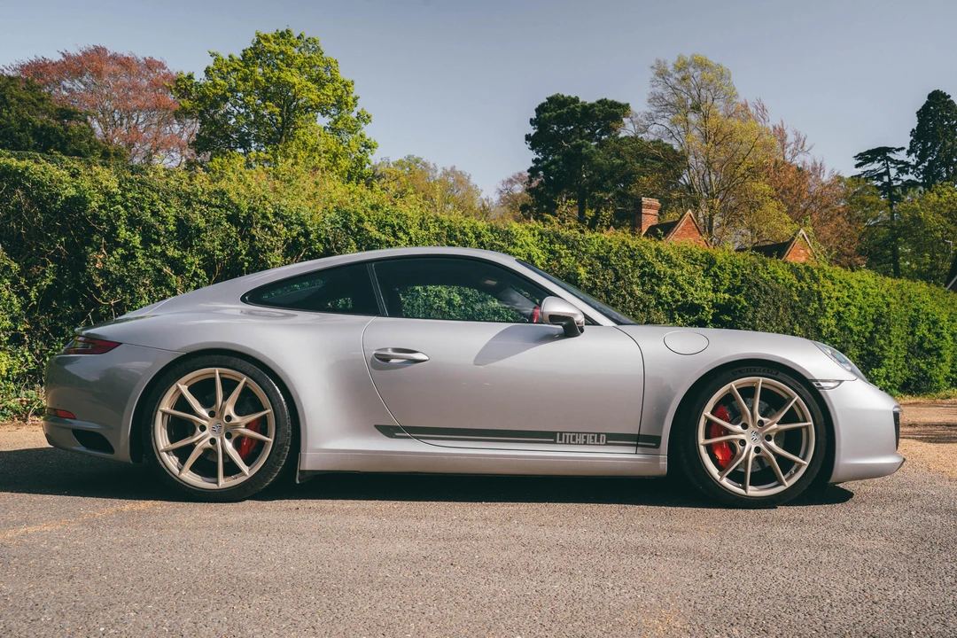 2015 Porsche 991 Carrera S - Image 8 of 31
